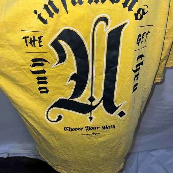 Size large these shirt are made better than affliction shirts - Picture 5 of 6